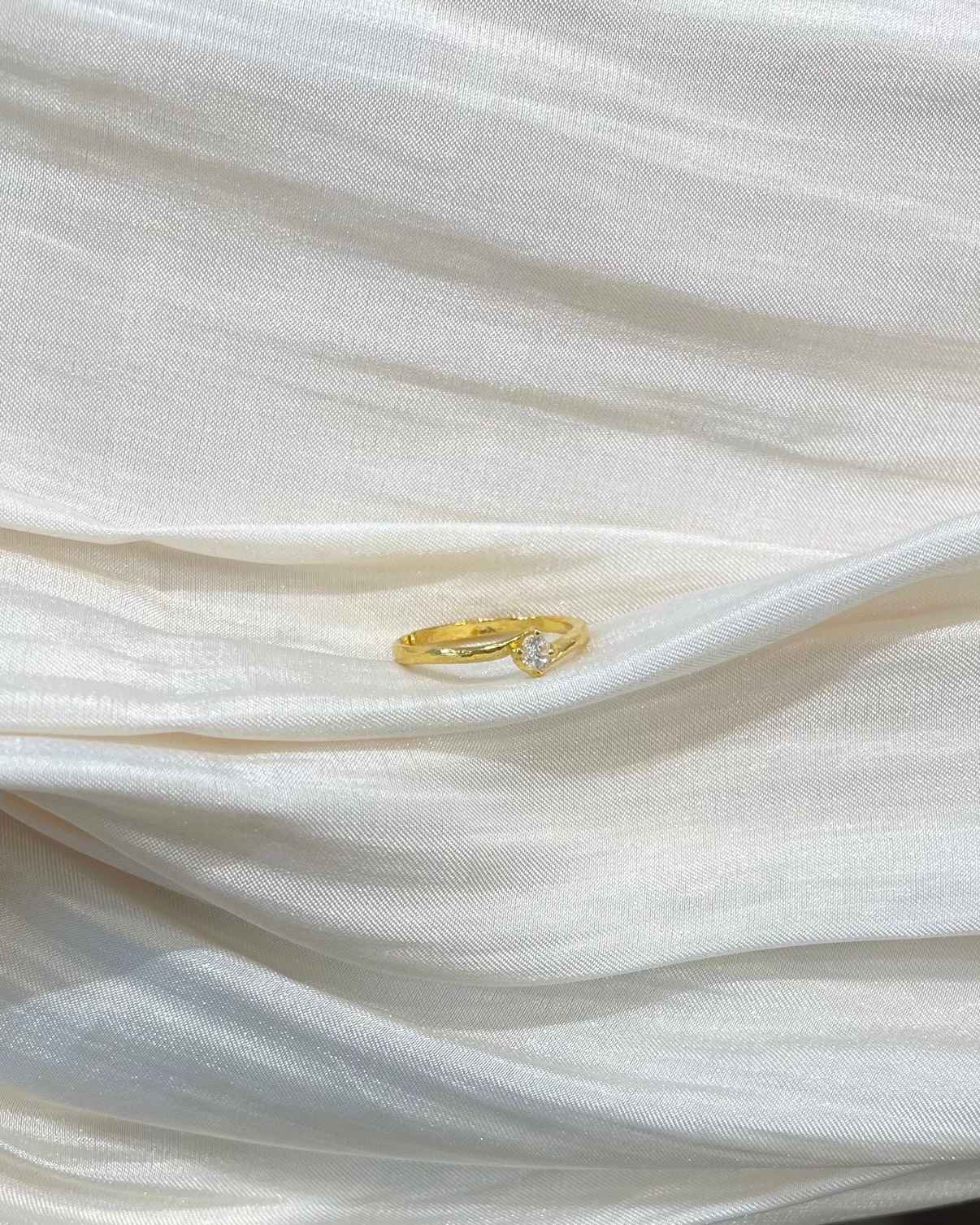 優雅四爪單鑽戒指(活動圍) 細節圖