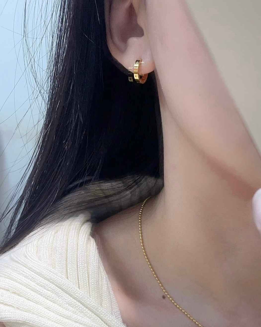 簡約扣式耳環