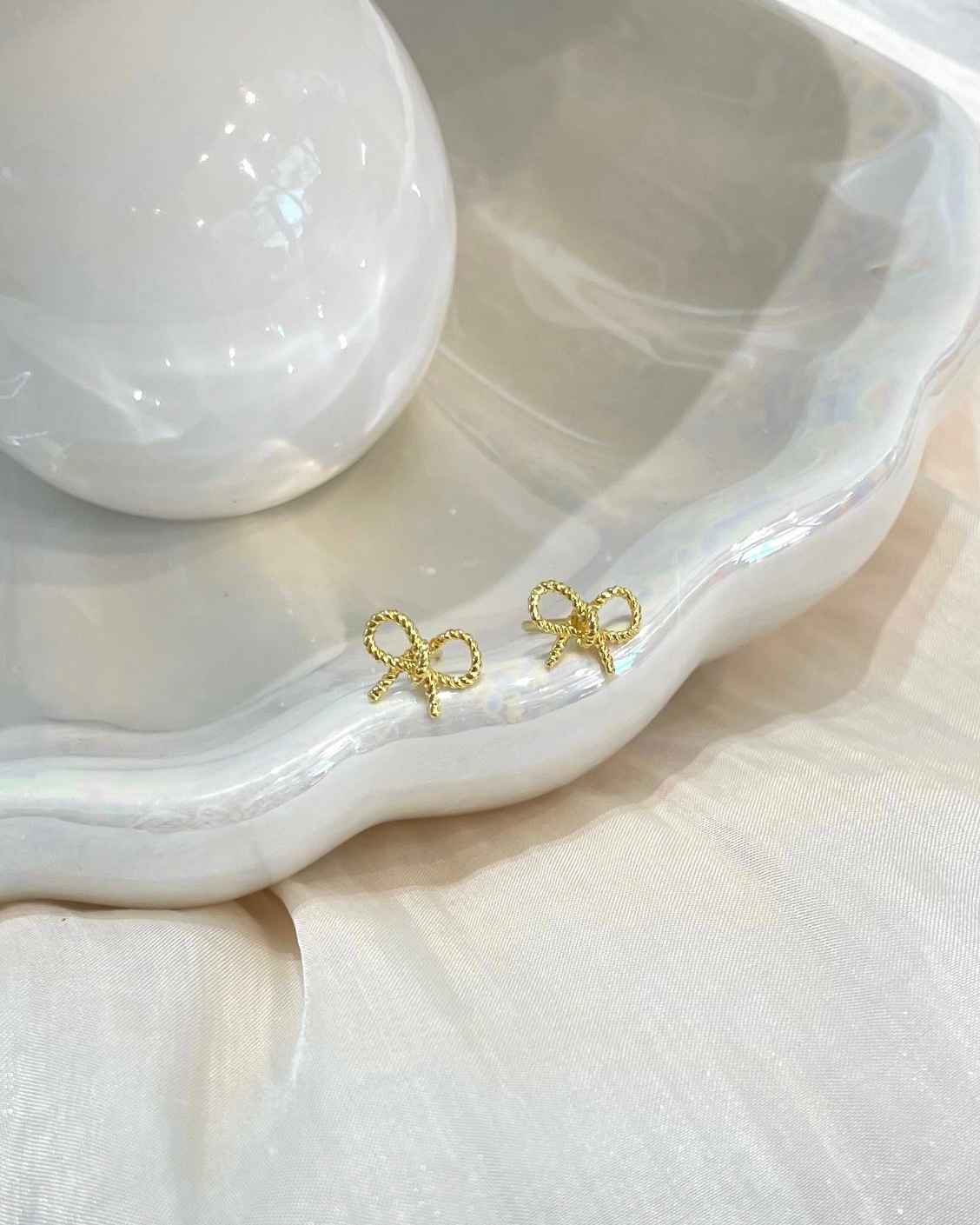 韓系蝴蝶結耳環