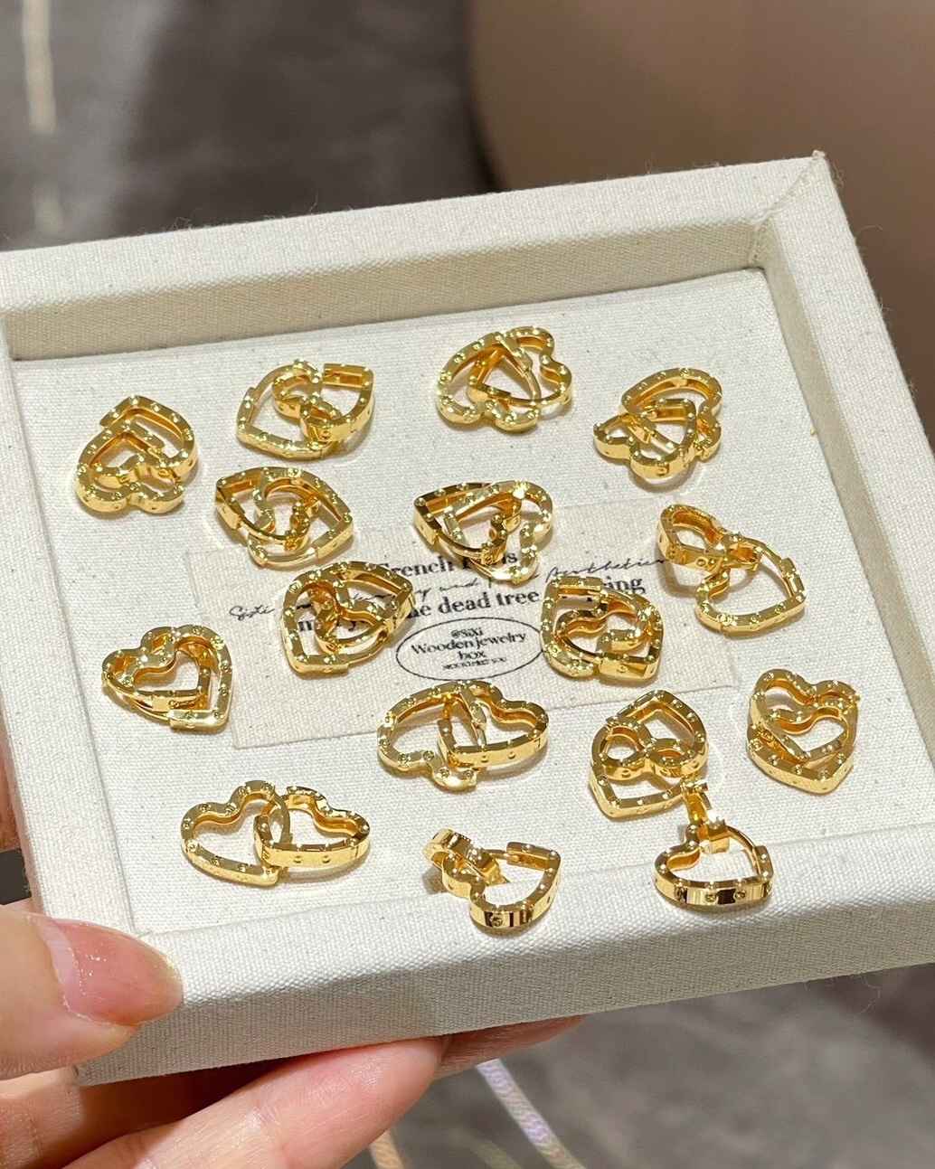 愛心扣式耳環